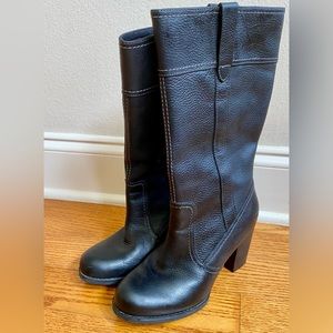 Timberland Leather boots , very good condition, size 6